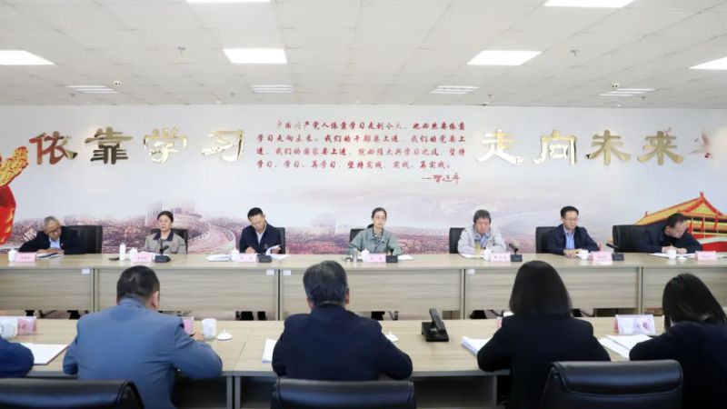 ok138cn太阳集团古天乐党委召开理论学习中心组学习（扩大）会