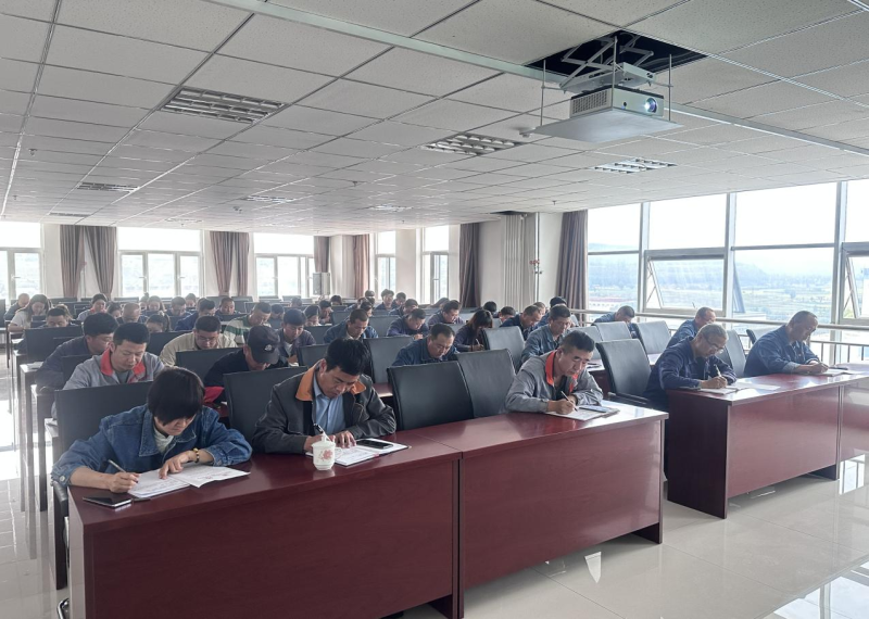 廉当&ldquo;镰&rdquo;可以除杂念   欲为&ldquo;狱&rdquo;势必积灾难 &mdash;&mdash;集团纪委书记为物产工投公司党员干部、关键人员 授主题教育廉政专题党课