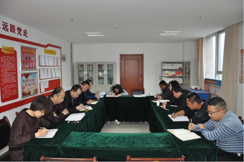 铭记&ldquo;生命线&rdquo;、分清&ldquo;是非线&rdquo; 修筑&ldquo;防腐线&rdquo;、不踩&ldquo;高压线&rdquo;