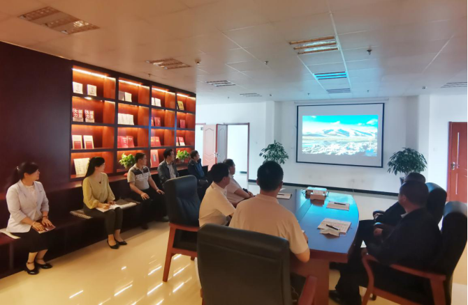 我们和党一起过生日――集团机关党支部迎&ldquo;七一&rdquo;组织党员集体过&ldquo;政治生日&rdquo;